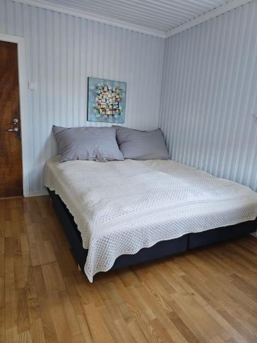 Вилла Cozy Family House Тромсё Экстерьер фото